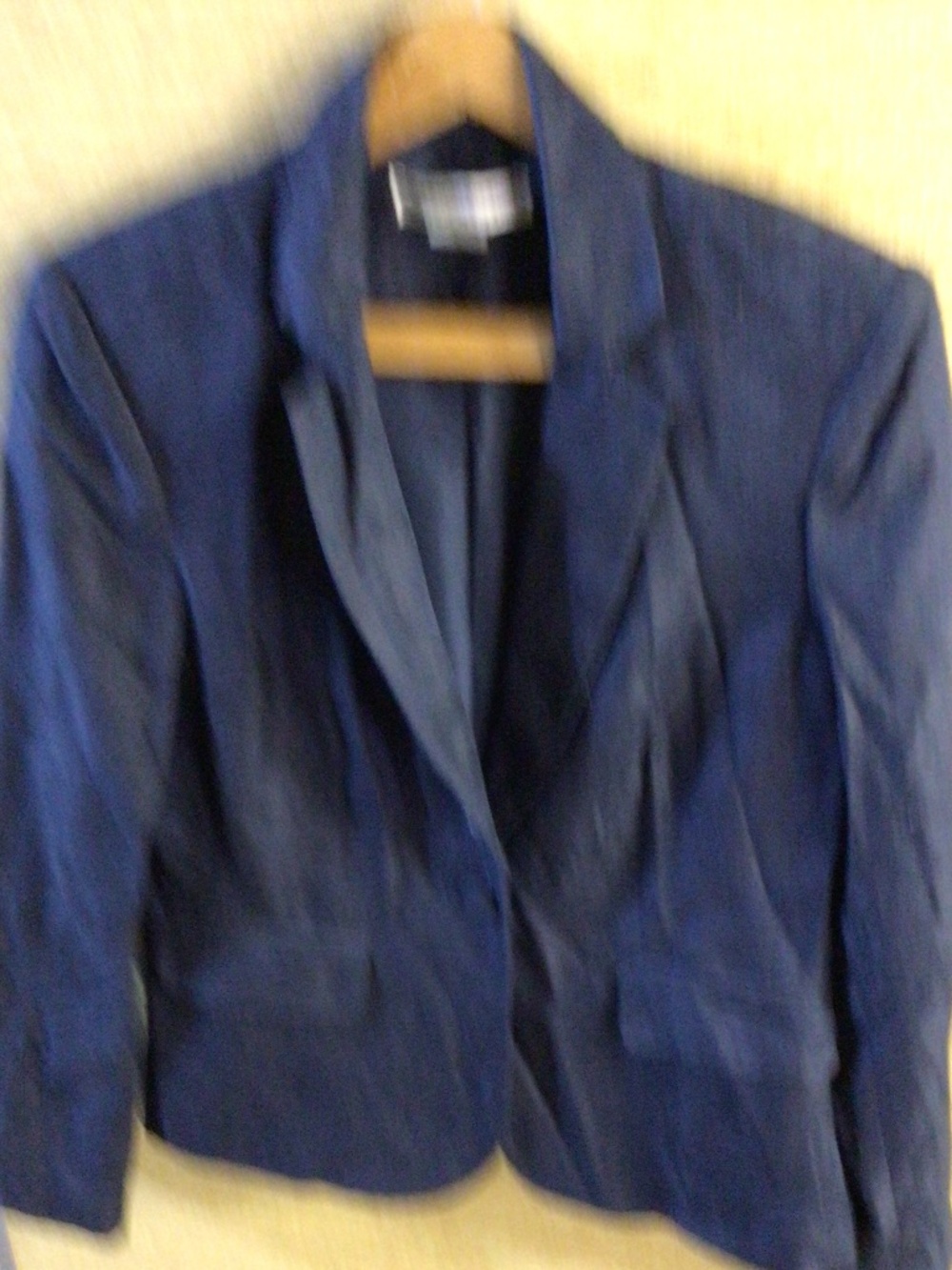 Women’s Peter Nygard Navy patterned size 6 petite stylish cotton/ linen blazer